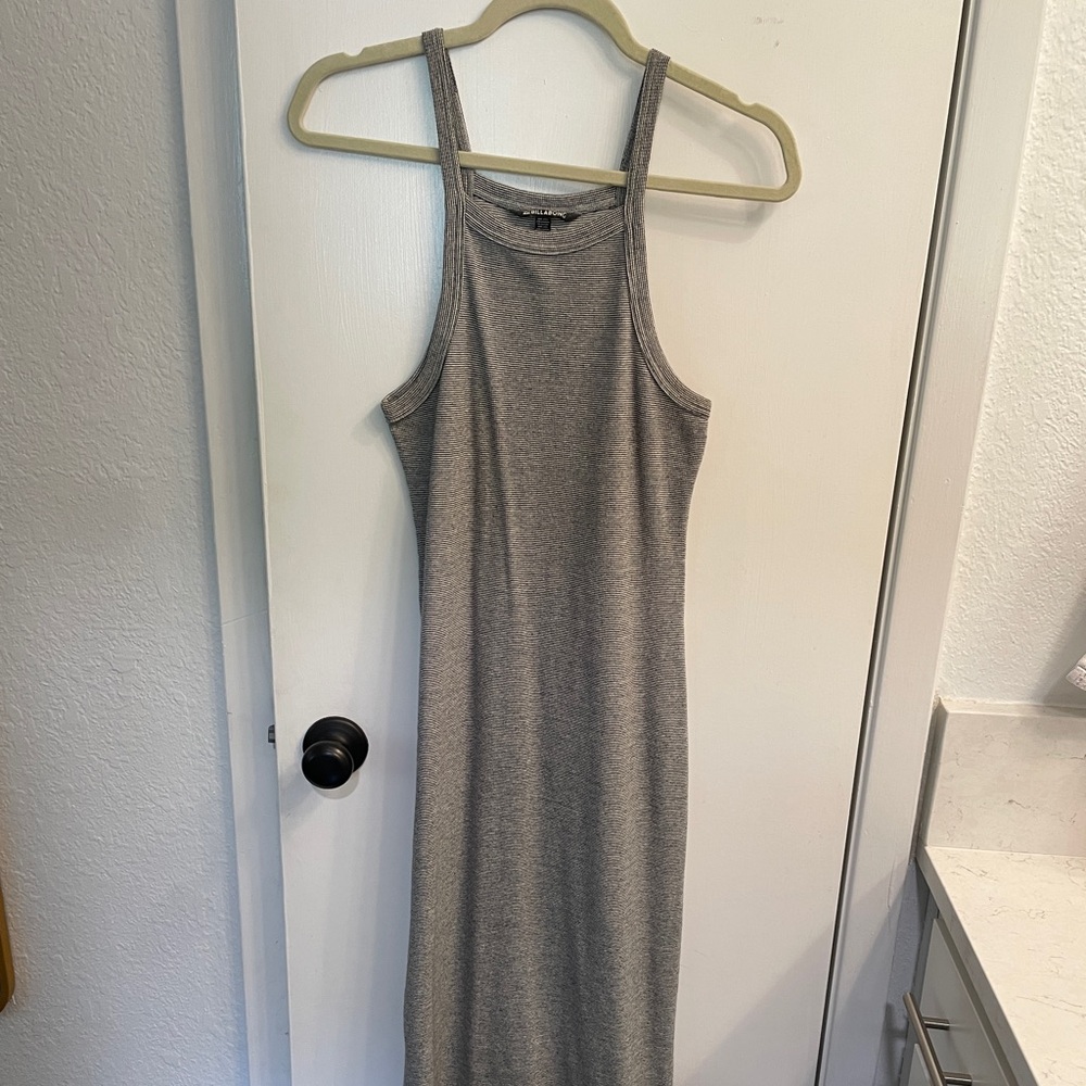 Billabong Gray Sleeveless Midi Dress Size L